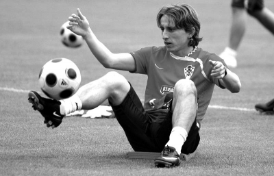 记者：利物浦与科纳特未就续约达成协议，球员方已与皇马联系